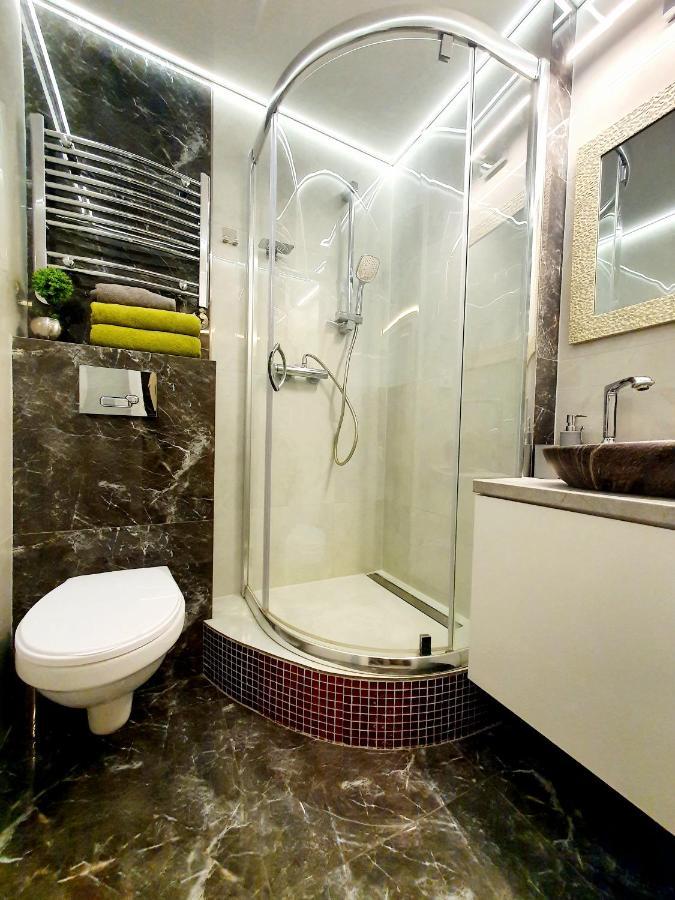 Chill Toronto Appartement Białystok Buitenkant foto